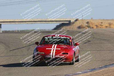 media/Oct-15-2023-CalClub SCCA (Sun) [[64237f672e]]/Group 4/Qualifying/